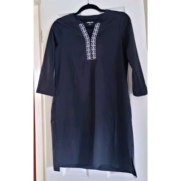 Lands' End - Picture 1 of 4